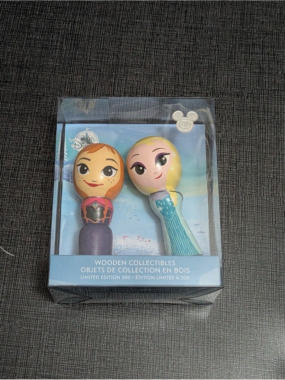 Disney Frozen Wooden Collectible Dolls - Anna & Elsa (Blue, Purple)
